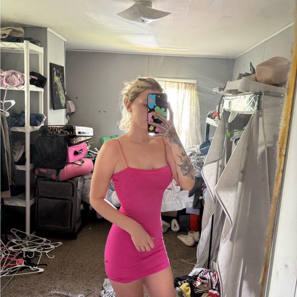 Windsor Pink Bodycon Mini Dress Spaghetti Strap Sleeveless